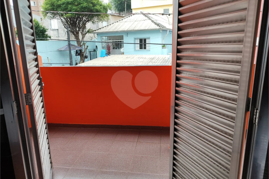 Sobrado à venda com 4 quartos, sendo 1 suíte,  em Saúde, São Paulo, SP
