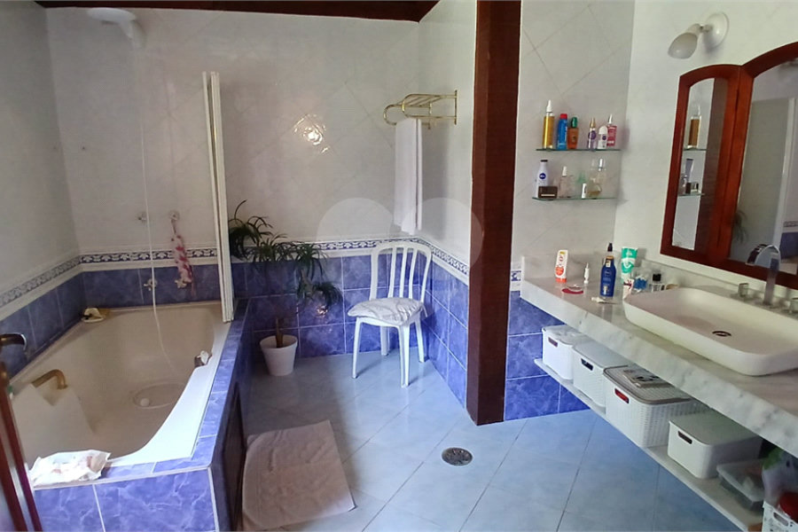 Casa à venda com 4 suítes no condomínio Sausalito, Mairiporã - SP