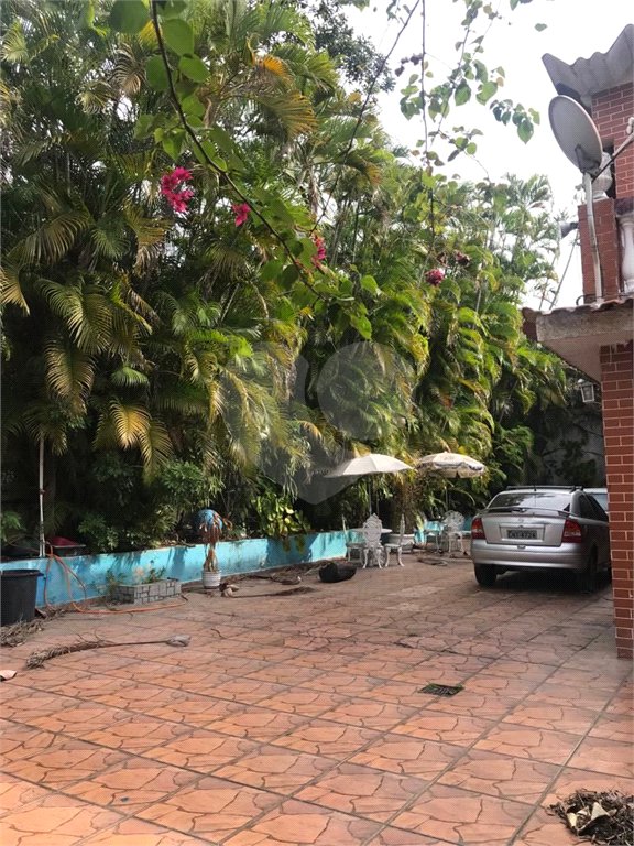 Casa à venda com 4 quartos, sendo 1 suíte, em Senador Vasconcelos, Rio de Janeiro, RJ