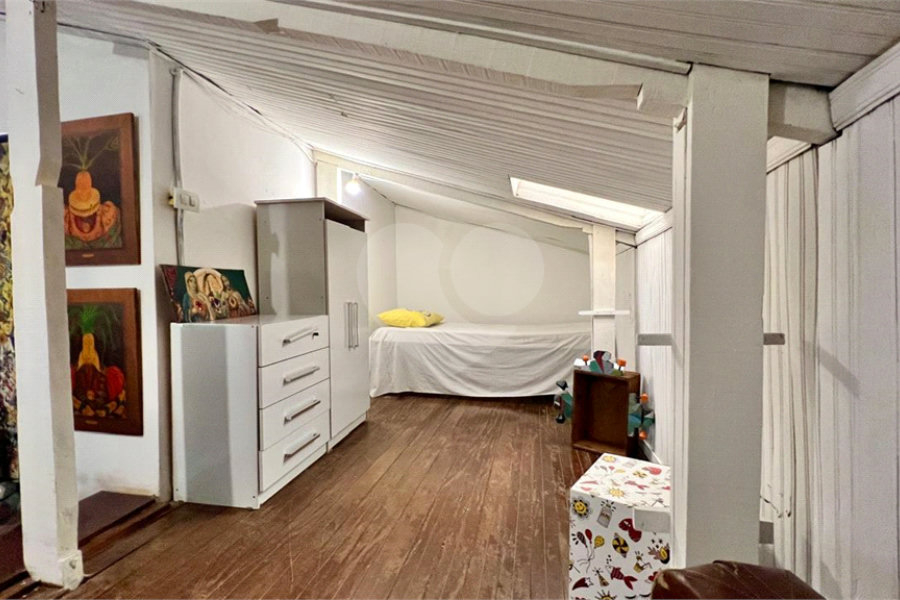 Casa à venda com 4 quartos, sendo 1 suíte, em Serra da Cantareira, Mairiporã, SP