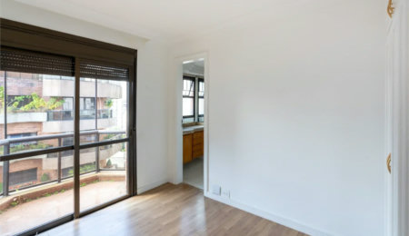 Apartamento à venda com 4 quartos, sendo 3 suítes,  em Vila Andrade, São Paulo, SP