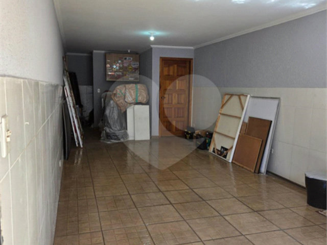 Sobrado à venda com 3 quartos, sendo 1 suíte,  em Vila Gustavo, São Paulo, SP
