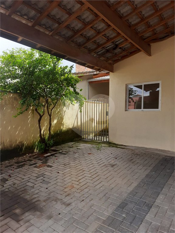 Casa à venda com 3 quartos em Vila Adriana, São José dos Campos, SP