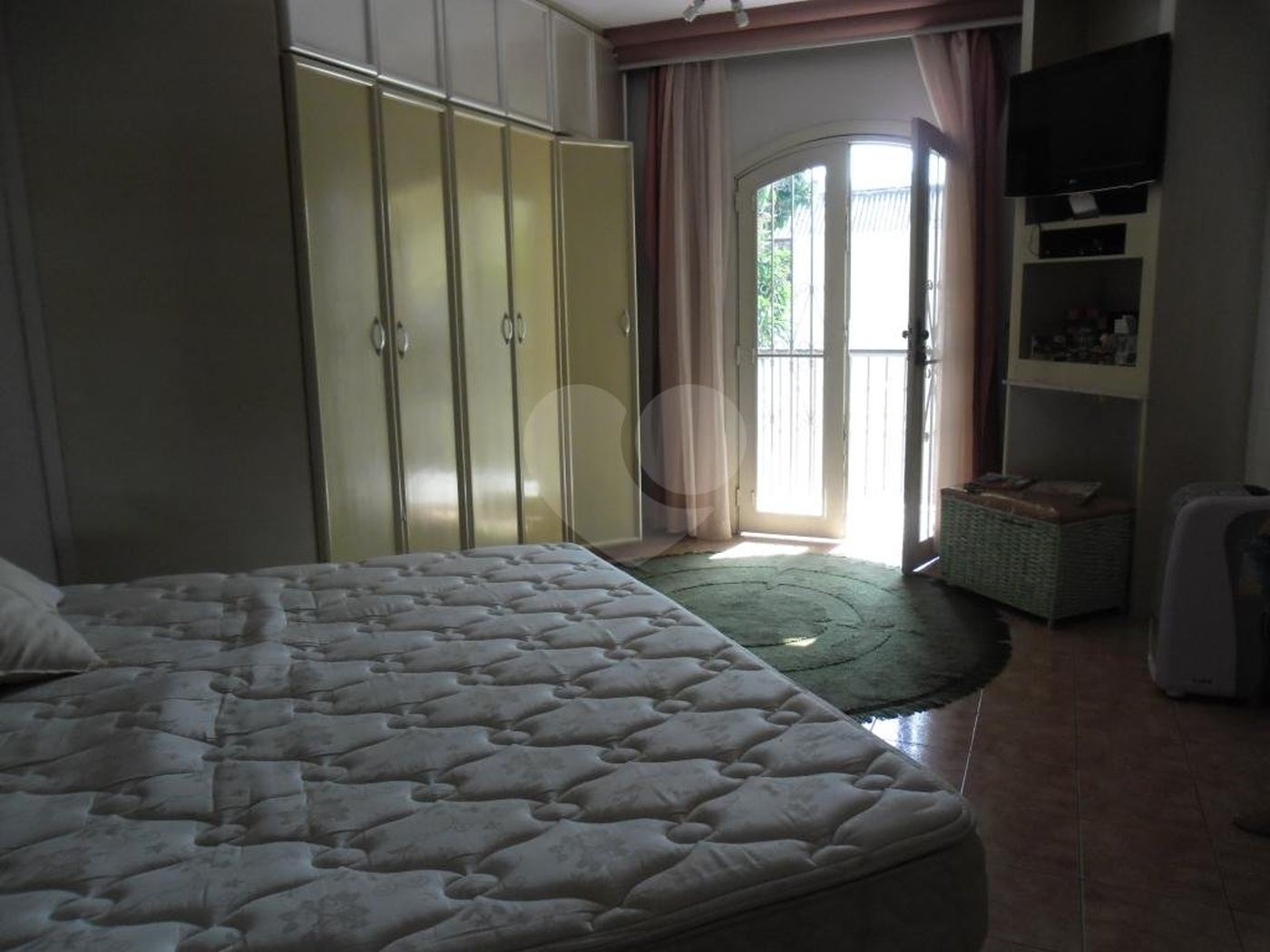 Sobrado à venda com 4 quartos, sendo 2 suítes, em Vila Mazzei, São Paulo, SP