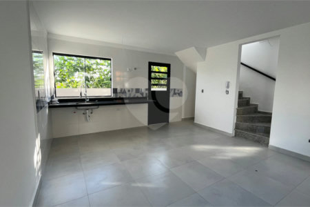 Villagio à venda com 2 suítes em Jardim Santo Antônio, Atibaia, SP