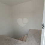 Apartamento à venda com 2 quartos, sendo 1 suíte, em Bairro do Cambará, São Roque, SP