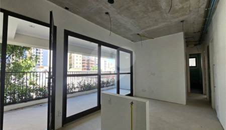 Apartamento à venda com 3 quartos, sendo 1 suíte,  em Pinheiros, São Paulo, SP