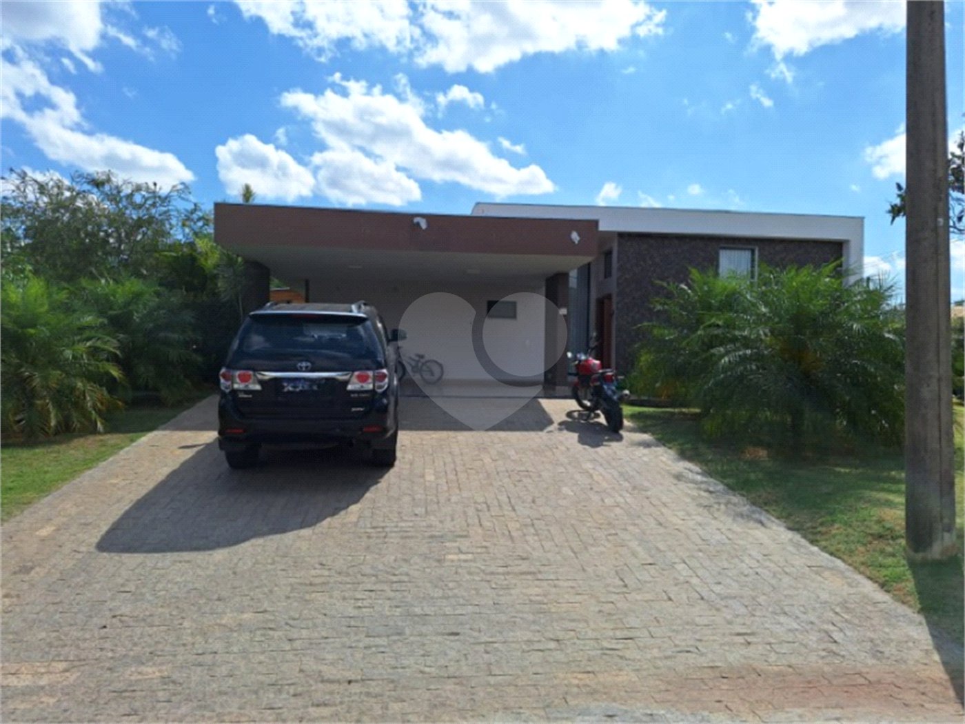 Casa à venda com 3 suítes no condomínio Village Ipanema, Araçoiaba da Serra - SP