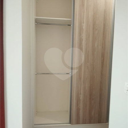 Casa à venda com 3 quartos, sendo 1 suíte,  no condomínio Vila Aracoara, Araraquara - SP