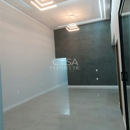 Casa em condomínio à venda com 3 suítes em Iporanga, Sorocaba, SP