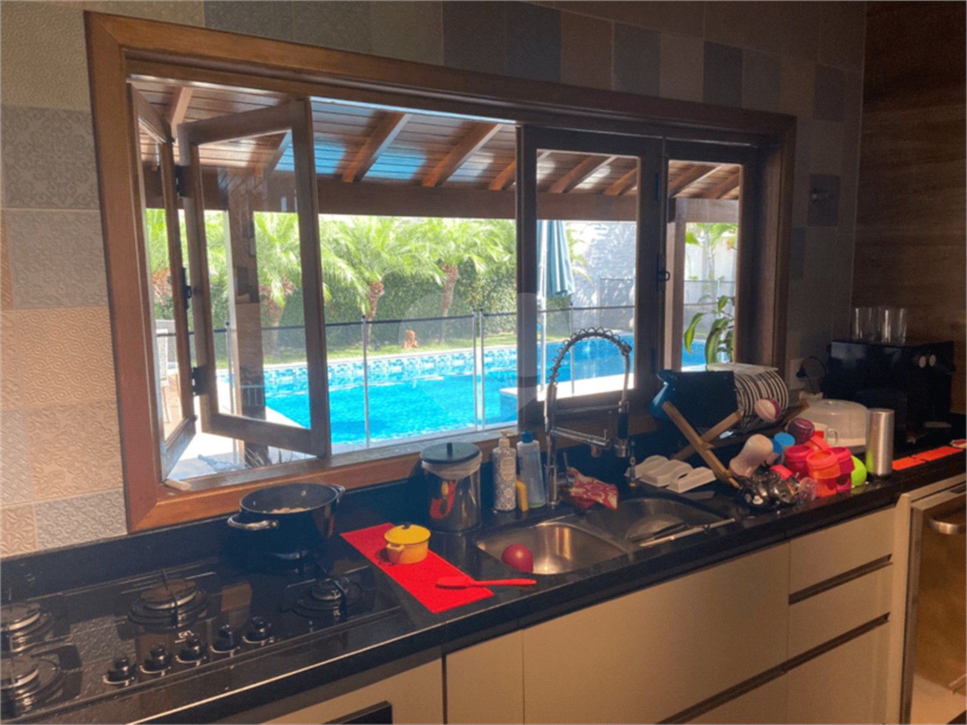Casa à venda com 4 quartos, sendo 2 suítes, no condomínio Jardim do Ribeirão II, Itupeva - SP
