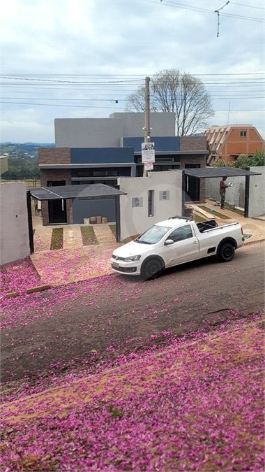 Casa à venda com 2 quartos, sendo 1 suíte, em Jardim Santo Antônio, Atibaia, SP