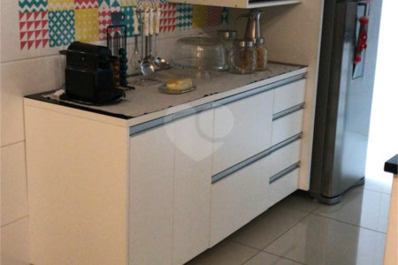 Casa à venda com 3 quartos, sendo 1 suíte,  no condomínio Horto Florestal II, Sorocaba - SP