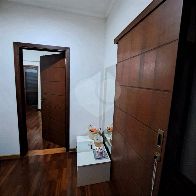 Sobrado à venda com 4 quartos, sendo 2 suítes, em Vila José Bonifácio, Araraquara, SP