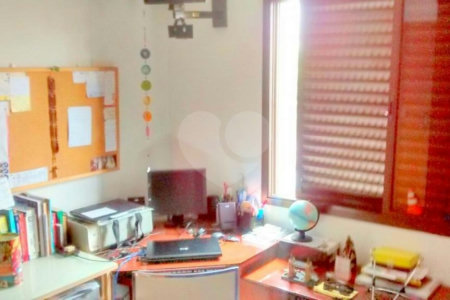 Belo Apartamento a Venda na Agua Rasa