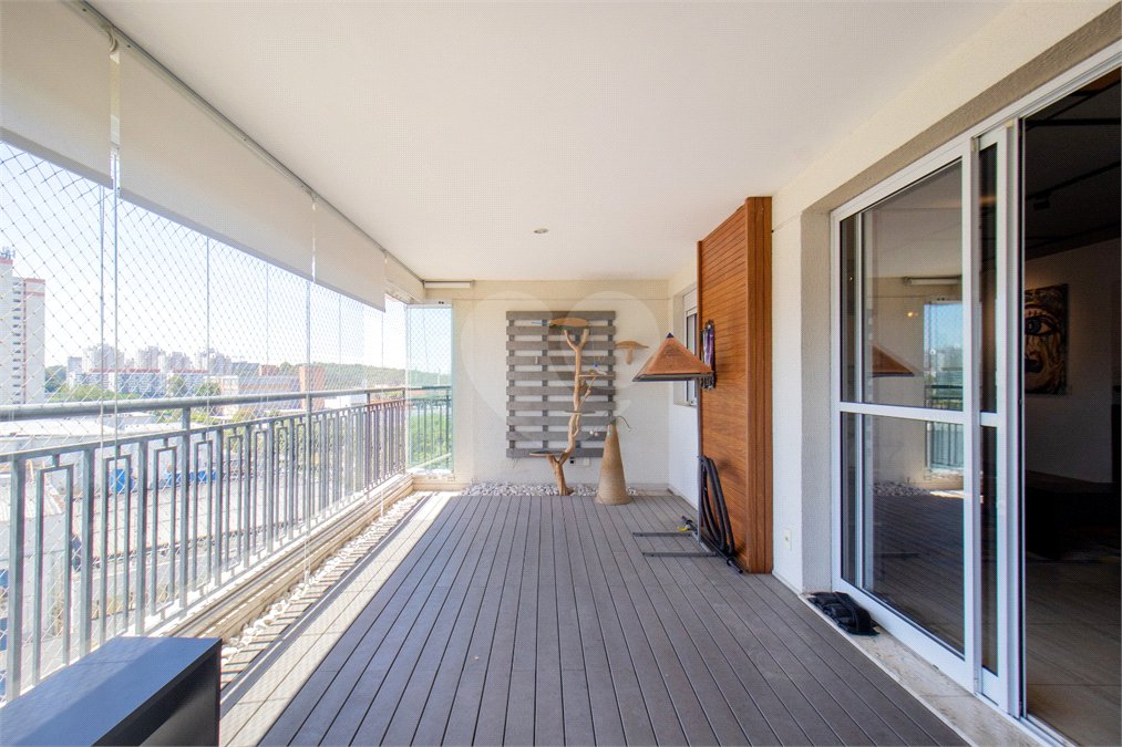 Apartamento à venda com 3 suítes em Jardim Marajoara, São Paulo, SP
