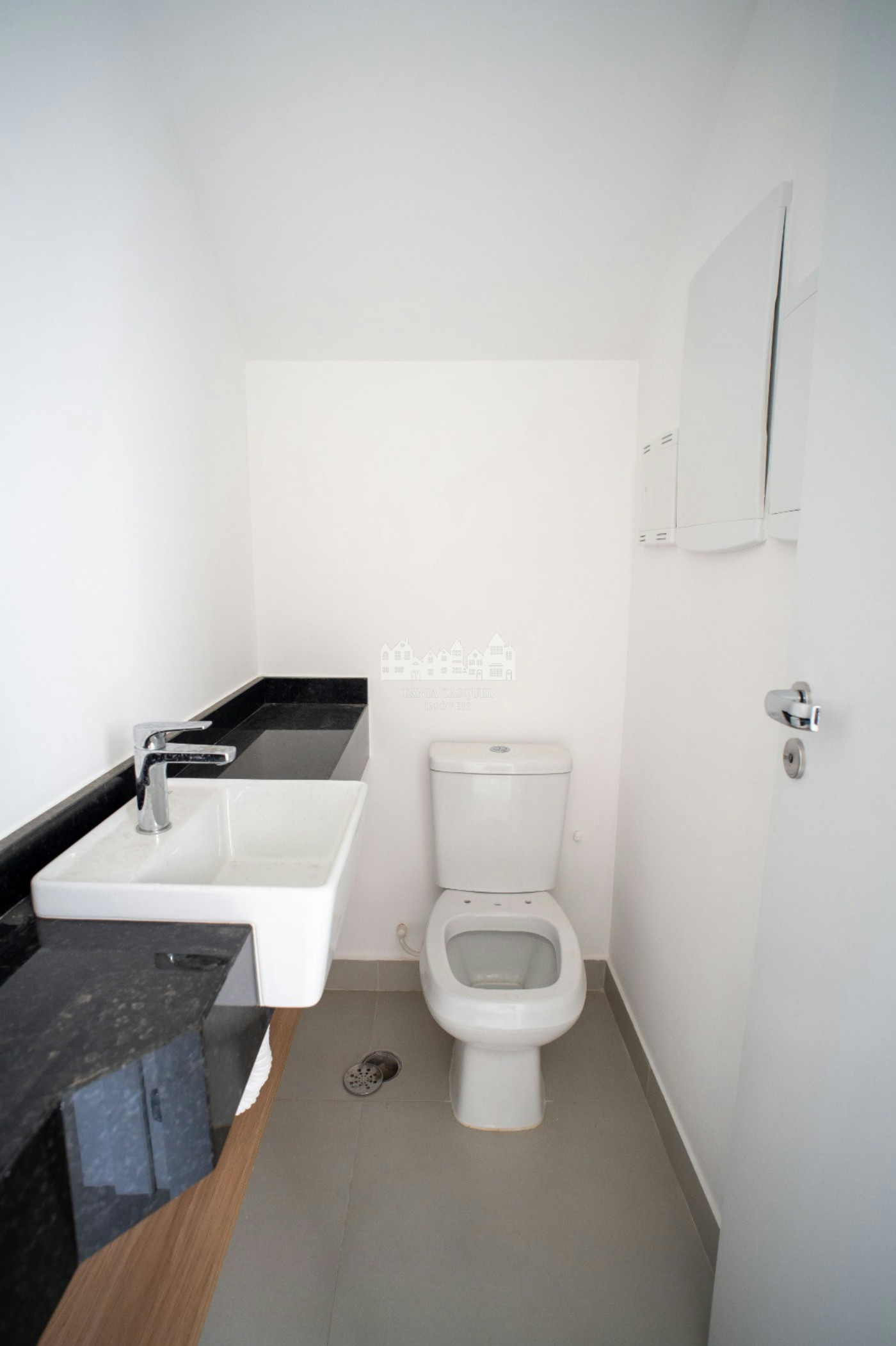 Casa para alugar com 3 suítes no condomínio Juca 700, Atibaia - SP