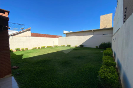 Casa à venda com 2 quartos, sendo 1 suíte, em Vila Renô, Ponta Porã, MS