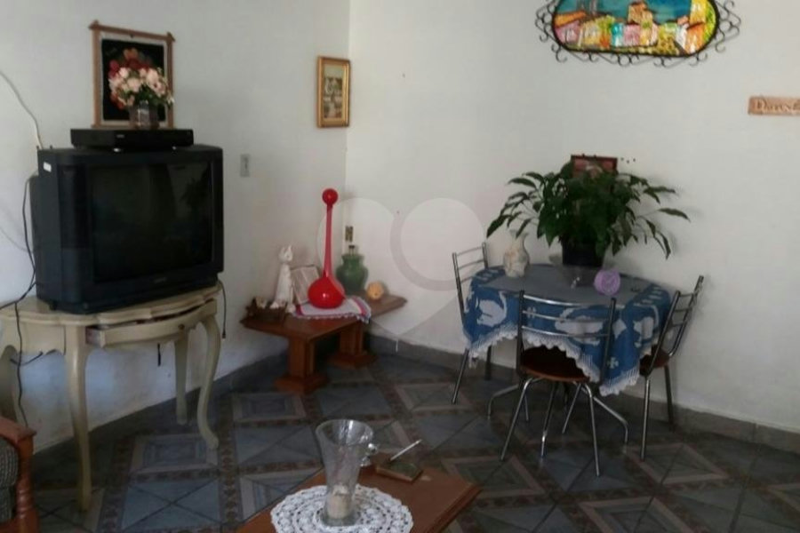 Sobrado à venda com 2 quartos em Tremembé, São Paulo, SP