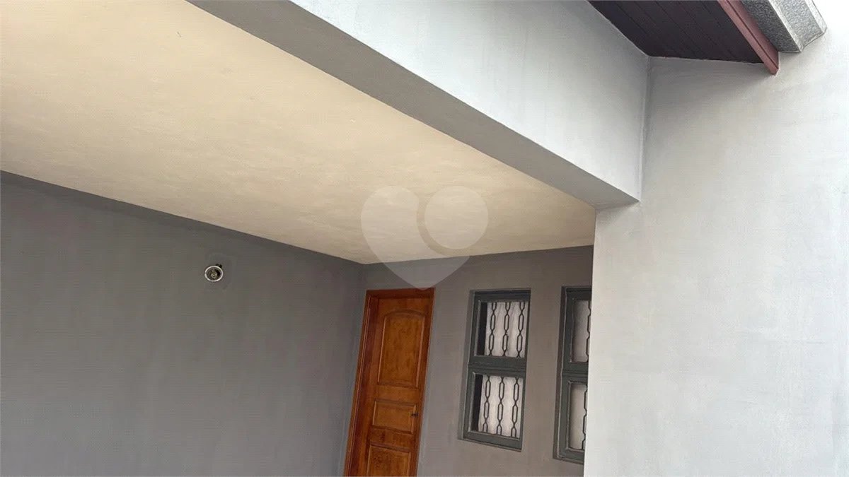 Casa a venda, composta por 2 casas separadas no Jaraguá em Piracicaba - SP.