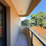 Apartamento à venda com 3 quartos, sendo 1 suíte, em Alto da Boa Vista, São Paulo, SP