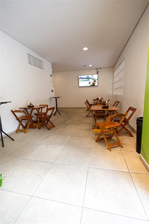Apartamento à venda com 5 quartos, sendo 4 suítes, em Parque Reboucas, São Paulo, SP