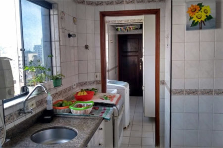 Apartamento Residencial à venda, Vila Maia, Guarujá - AP1033.