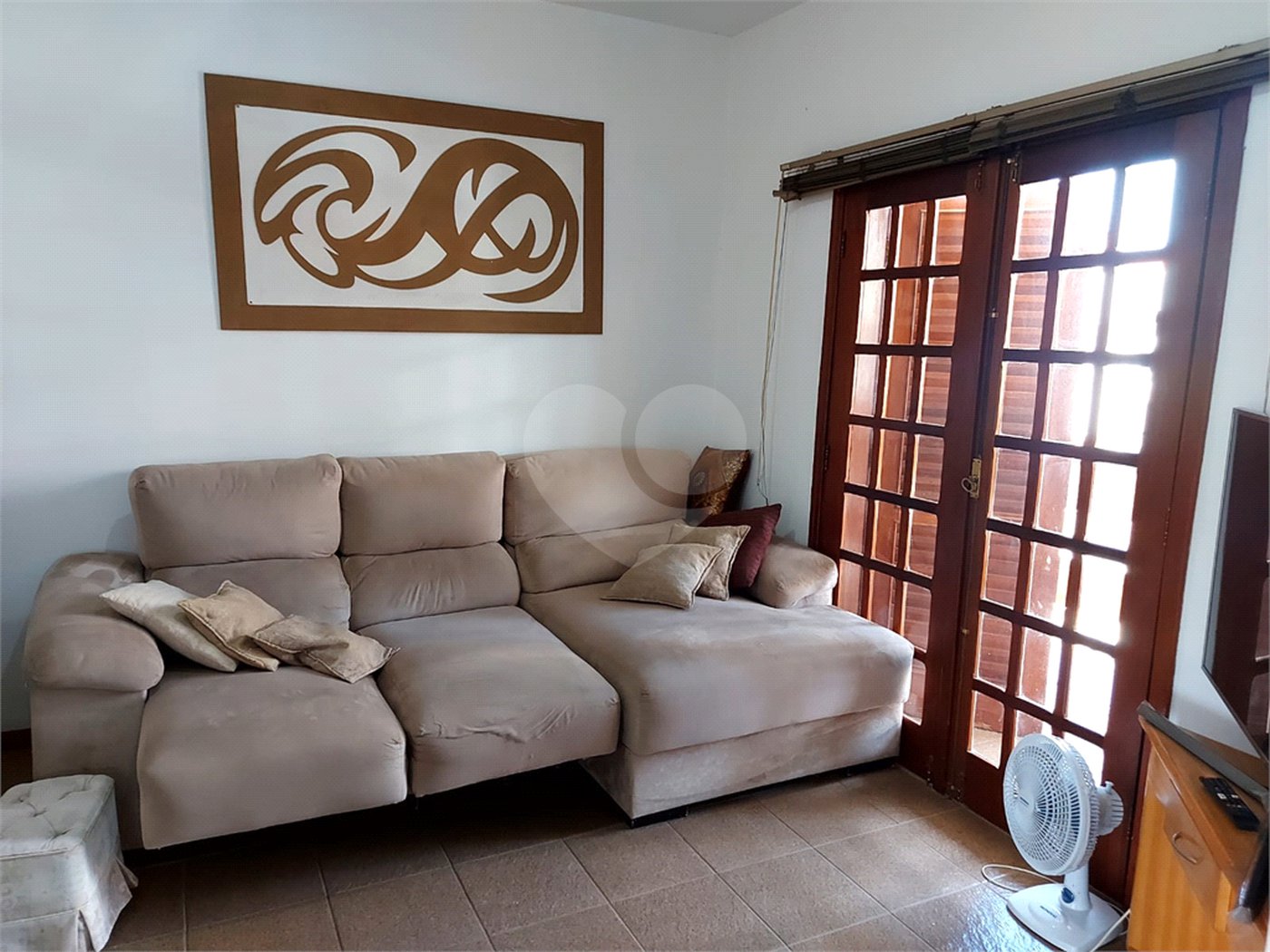 Sobrado à venda com 5 quartos, sendo 4 suítes, em Santa Rosa, Vinhedo, SP