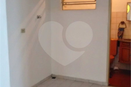 Sobrado à venda com 3 quartos, sendo 1 suíte, em Jaguaré, São Paulo, SP