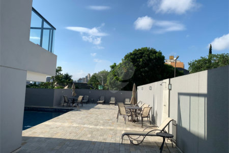 Apartamento à venda com 3 quartos, sendo 2 suítes, em Mirandópolis, São Paulo, SP