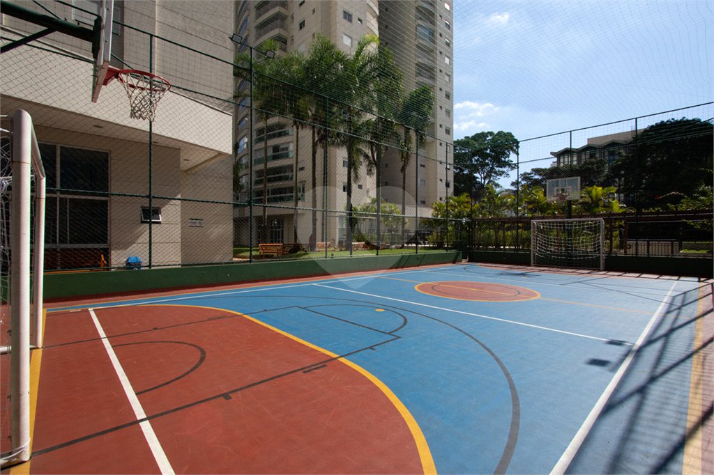 Apartamento à venda com 4 quartos, sendo 3 suítes,  em Vila Romana, São Paulo, SP