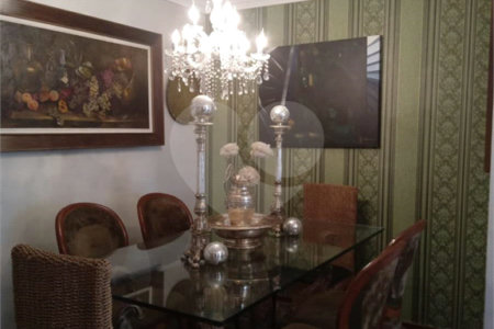 Apartamento à venda com 3 quartos, sendo 2 suítes,  em Campo Belo, São Paulo, SP