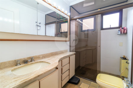 Duplex à venda com 4 quartos, sendo 3 suítes, em Campo Belo, São Paulo, SP