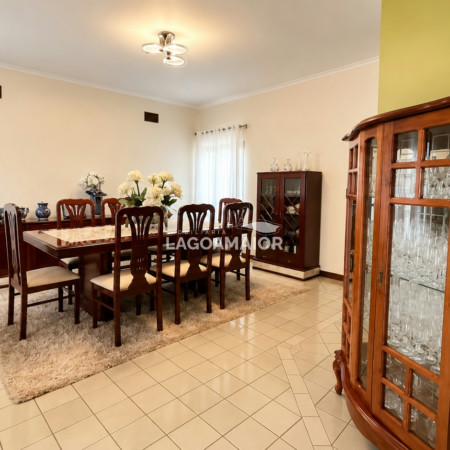 Casa à venda com 3 quartos, sendo 1 suíte, em Santos Dumont, Três Lagoas, MS