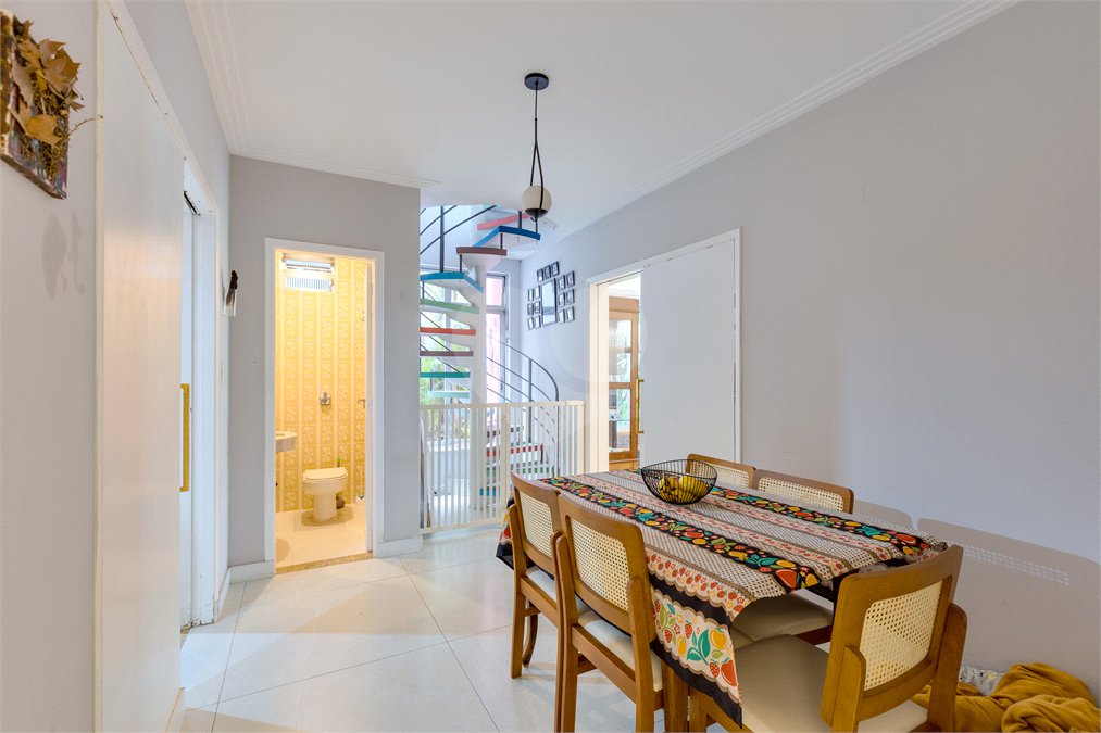 Casa à venda com 4 suítes em Jardim Marajoara, São Paulo, SP