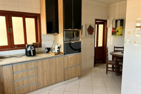 Casa à venda com 3 suítes no condomínio Mirante do Lenheiro, Valinhos - SP