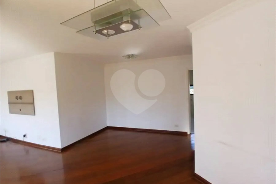 Apartamento à venda com 3 quartos, sendo 1 suíte, em Jardim Sul, São Paulo, SP