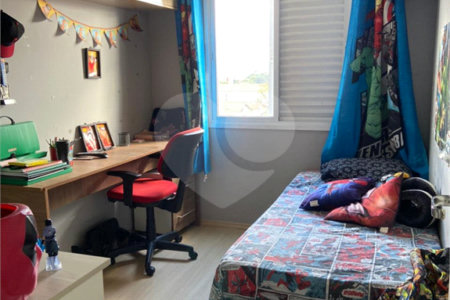 Casa à venda com 3 quartos, sendo 1 suíte, no condomínio Villaggio Portobello, São Paulo - SP