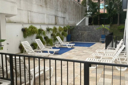 Apartamento à venda com 3 quartos, sendo 1 suíte,  em Vila Andrade, São Paulo, SP