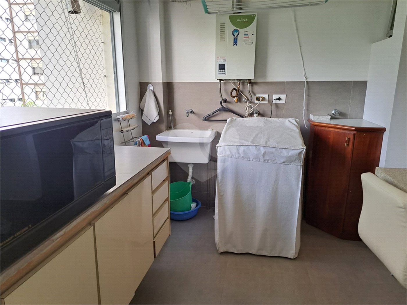 Apartamento à venda com 3 quartos, sendo 1 suíte, em Vila Uberabinha, São Paulo, SP