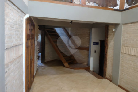 Sobrado à venda com 3 quartos, sendo 2 suítes, em Jardim Residencial Santa Mônica, Araraquara, SP