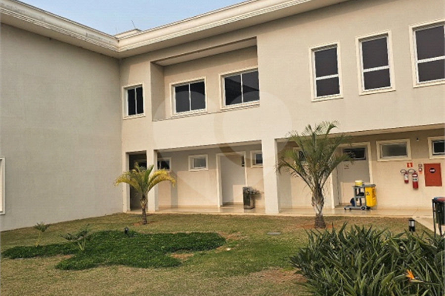 Sobrado à venda com 4 quartos, sendo 3 suítes, em Mariápolis Ginetta, Vargem Grande Paulista, SP