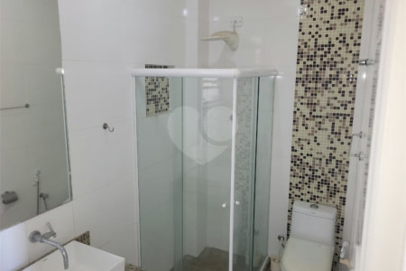 Apartamento à venda com 2 quartos no Centro, Cabo Frio, RJ