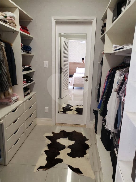 Casa à venda com 3 suítes em Vila Harmonia, Araraquara, SP