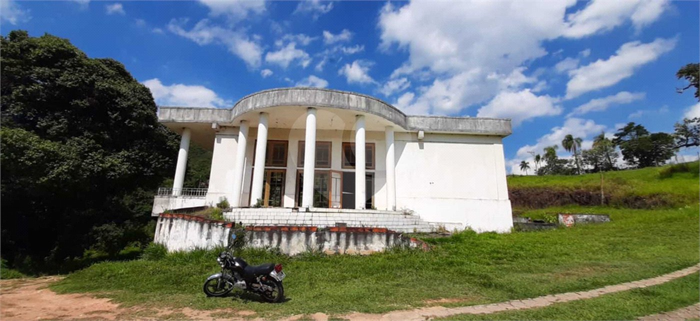 Casa à venda com 1 suíte em Santa Inês, Mairiporã, SP