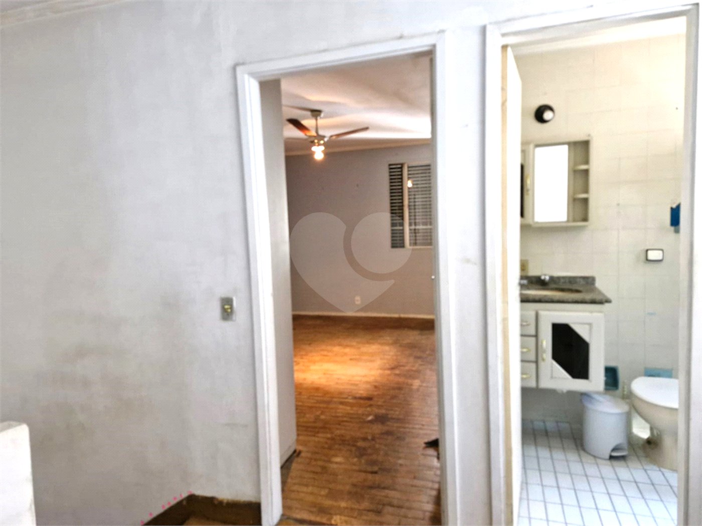 Sobrado à venda com 3 quartos, sendo 1 suíte,  em Brooklin, São Paulo, SP
