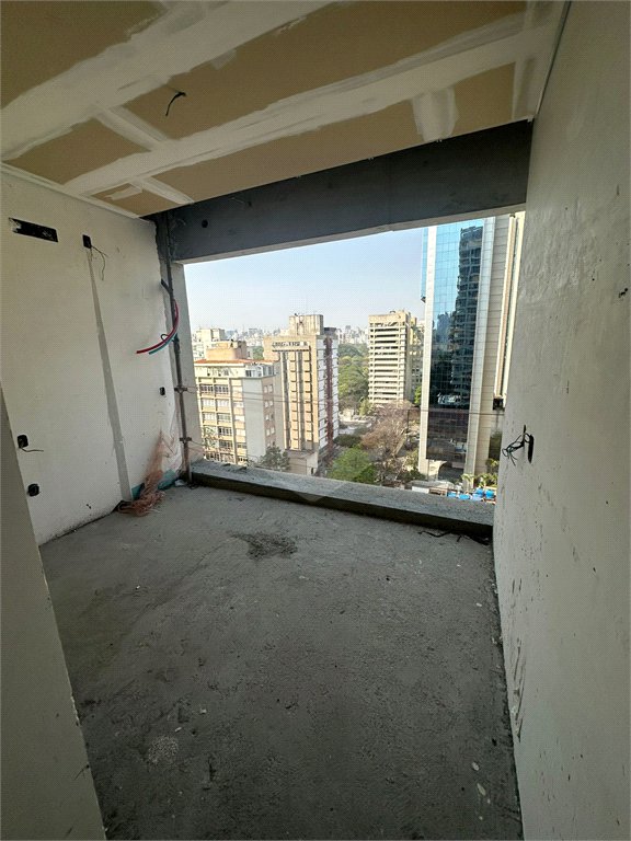 Apartamento à venda com 2 suítes em Jardim Europa, São Paulo, SP