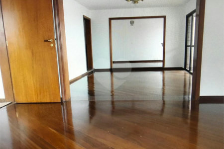 Apartamento à venda com 4 suítes em Vila Andrade, São Paulo, SP