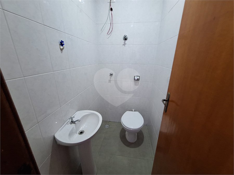 Sobrado à venda com 3 quartos, sendo 1 suíte, em Parque Vitória, São Paulo, SP