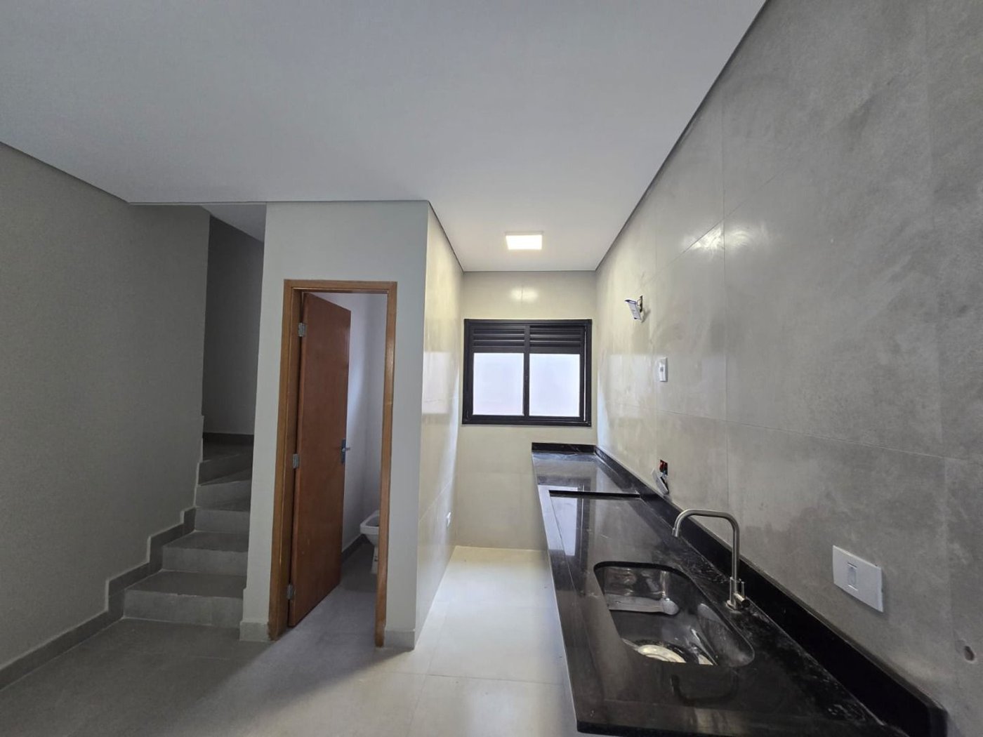 Casa com 2 dormitórios à venda, 89 m² por R$ 700.000,00 - Marapé - Santos/SP